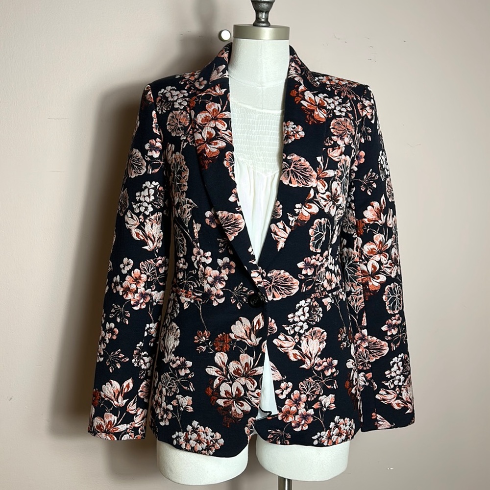 Ann Taylor Navy Jacquard Floral Single Button Blazer size 2- like new